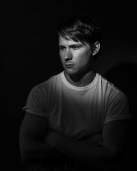 Rising star Jacob Moskovitz to play Marlon Brando in the Chicago presentation of Kowalski at Lookingglass Theatre