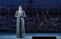 Ana María Martínez in ‘Cosi fan tutte’ at Lyric Opera
