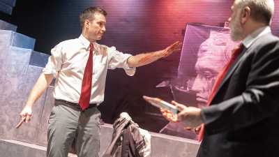 Charles Askenaizer (Marcus Brutus), Joe Feliciano (Trebonius)