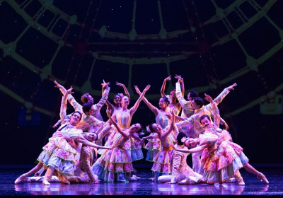 Joffrey Ballet's ensemble in THe Nutcracker at Lyric Opera of Chicago.